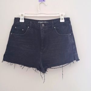 Topshop Black Moto Mom Raw Hem Shorts size 12